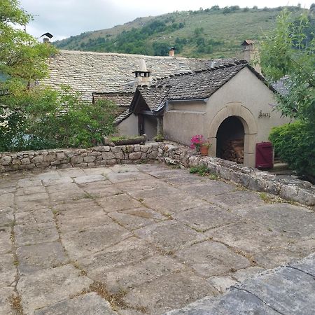 Gite En Cevennes Le Pont De Montvert Sud Mont Lozere Exterior photo